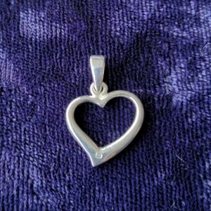 925 Sterling Silver Open Heart Pendant With Natural Earth Mined Diamond